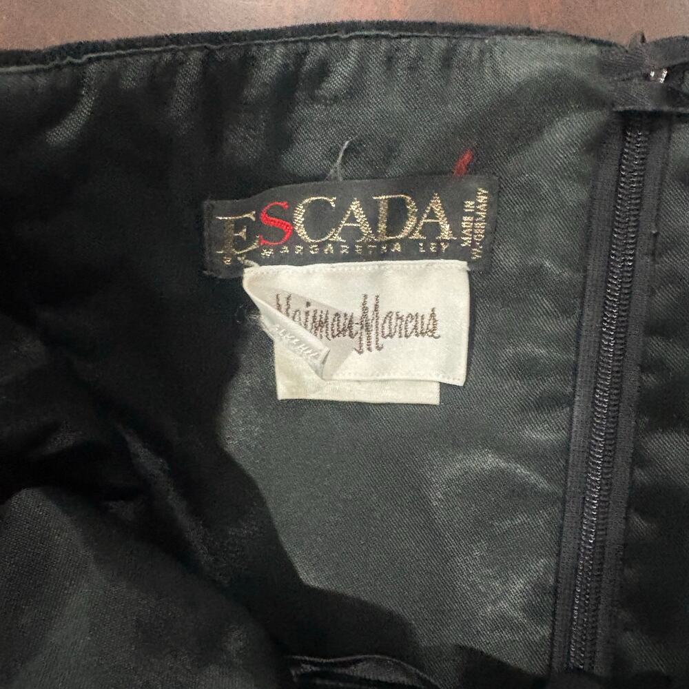 Vintage Escada Black Velvet Strapless Dress Size 40 or US‎ Size 6-8 - Picture 7 of 8
